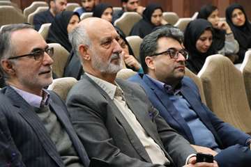 آیین گرامیداشت روز پژوهش در دانشگاه علوم پزشکی استان سمنان 